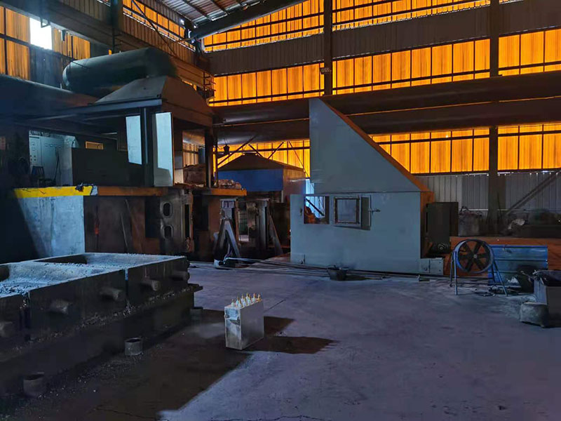 What are the methods to improve the performance of submerged arc furnace lining?